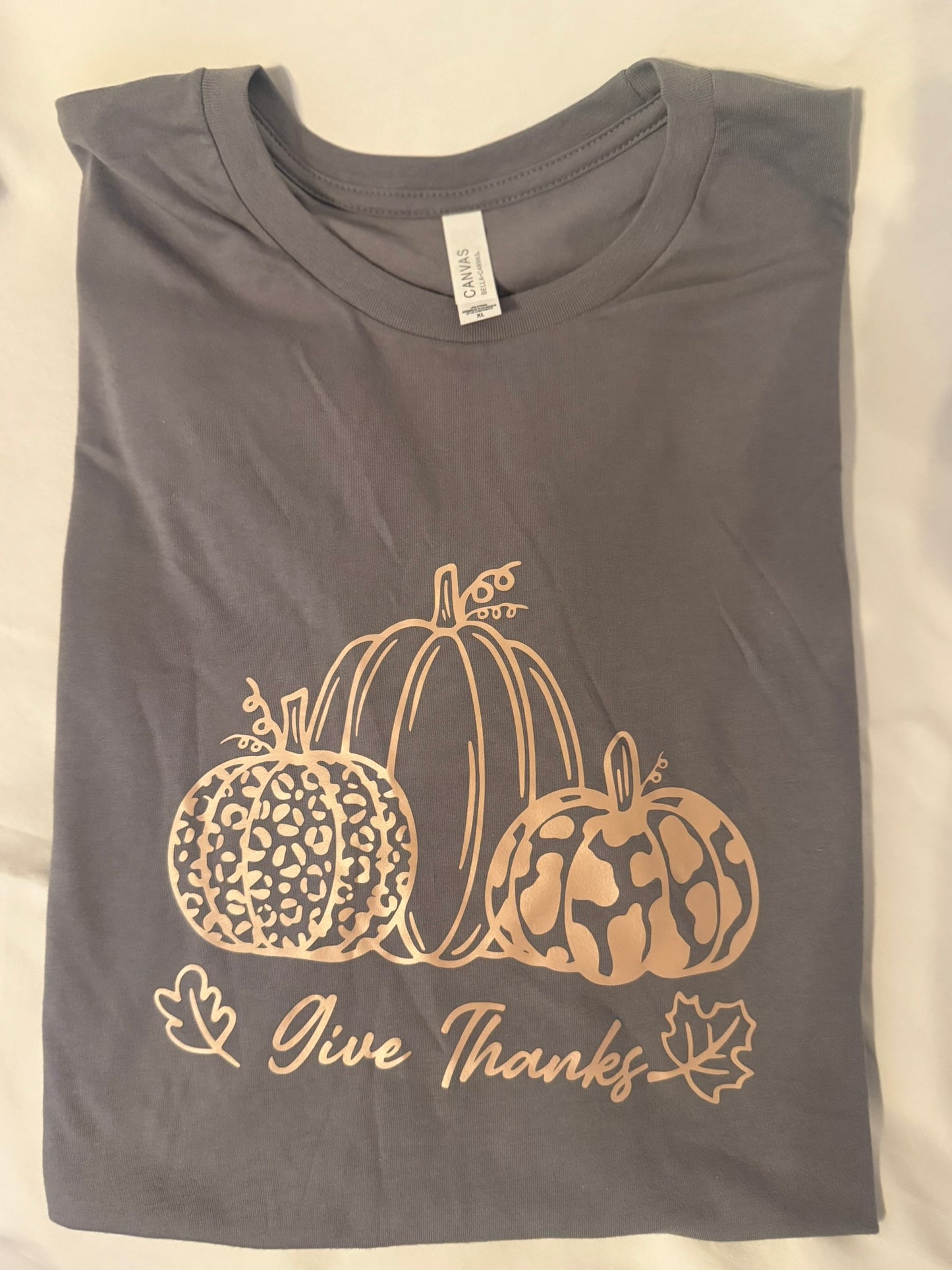 Cute short sleeve T-shirts