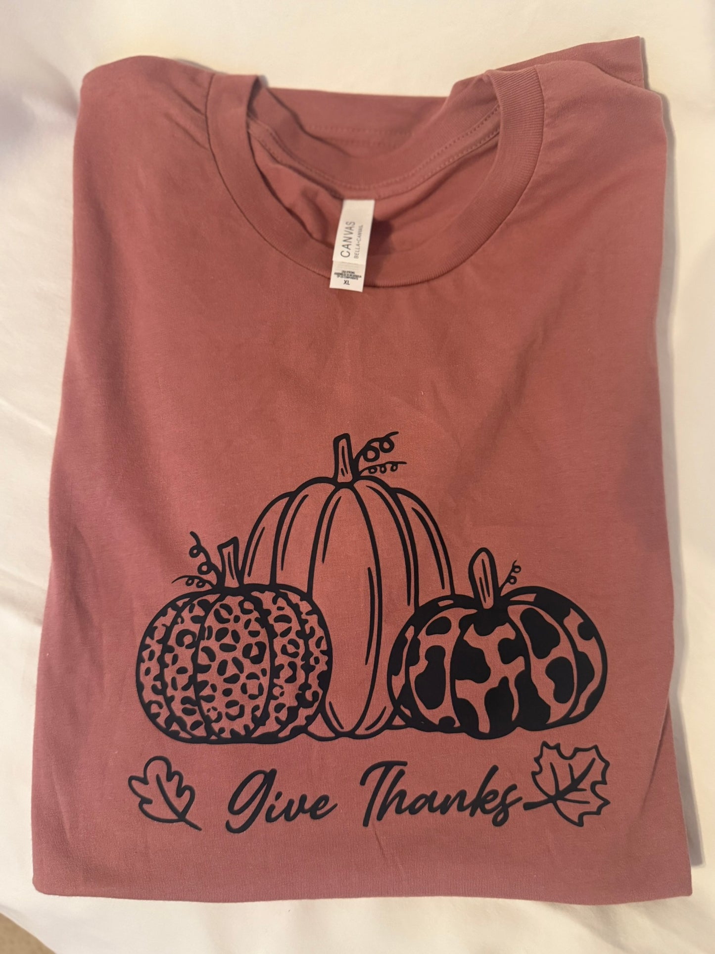 Cute short sleeve T-shirts